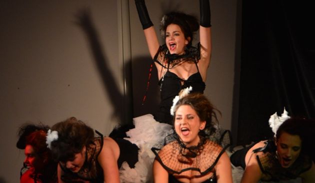 Dragon teatar premijerom predstave “Kraljevo” proslavio svoj peti rođendan