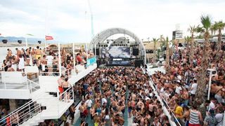 Zrće: Drugi dan Hideout festivala privukao je mnogobrojnu publiku na after beach party, Photo: Luka Stanzl/PIXSELL Zrće: Drugi dan Hideout festivala privukao je mnogobrojnu publiku na after beach party, Photo: Luka Stanzl/PIXSELL