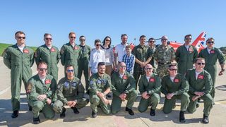 Akrobatska grupa Red Arrows u posjetu Krilima Oluje u Zemuniku