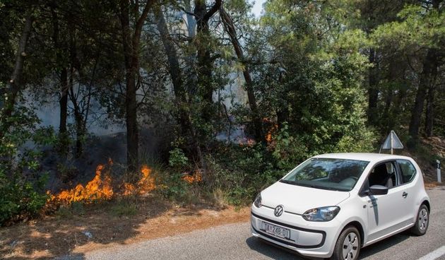 U katastrofalnim požarima na Pelješcu i Korčuli izgorjelo je više od 1400 hektara borove šume i vinograda.  Photo: Grgo Jelavić/PIXSELL