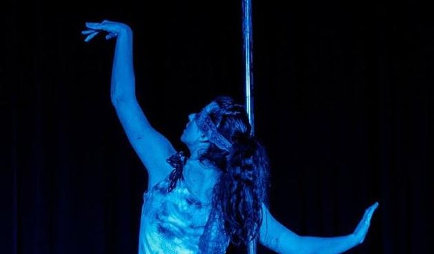 Plesno-akrobatska predstava “Mental” Studija I