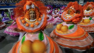 Tradicionalni karneval u Brazilu, foto: NELSON ALMEDIA Tradicionalni karneval u Brazilu, foto: NELSON ALMEDIA