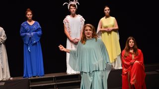 Premijera predstave “U sjeni” udruge “Igrajmo se” Premijera predstave “U sjeni” udruge “Igrajmo se”