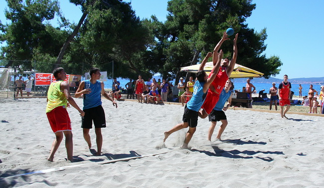 Rukomet na pijesku na pla Rukomet na pijesku na pla