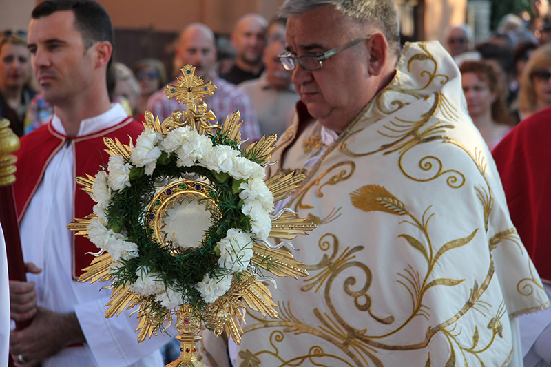 Arbanasi: Procesija povodom blagdana Tijelova 19. lipnja 2014.  foto: Bernard Kotlar
