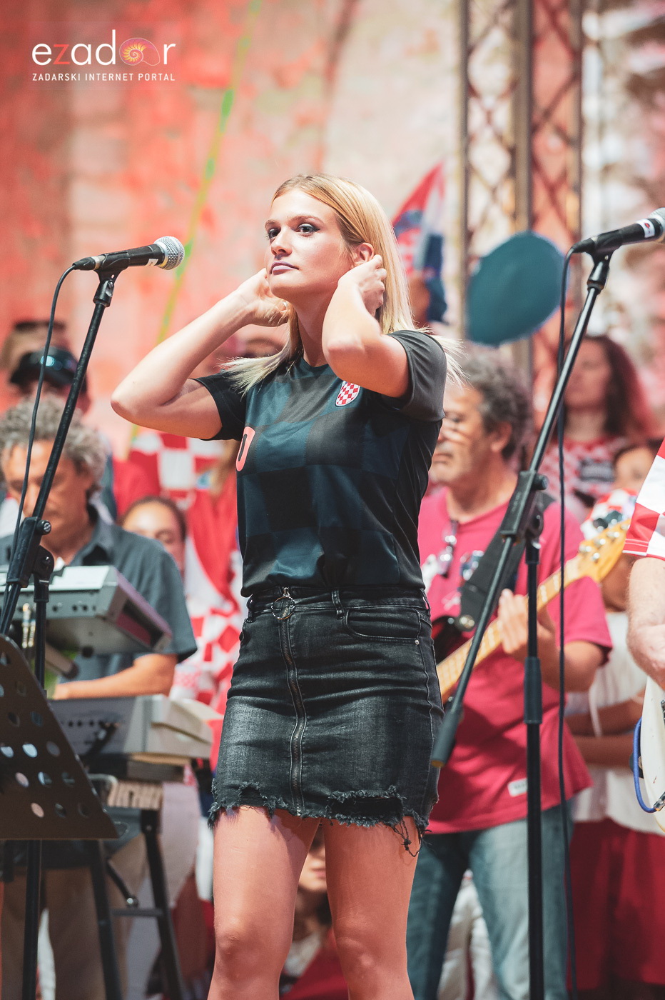 Zadar priredio čudesan doček svojim Vatrenim herojima (1)