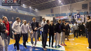 Humanitarno gledanje utakmice Zadar-Cibona (85-84) u Jazinama Humanitarno gledanje utakmice Zadar-Cibona (85-84) u Jazinama