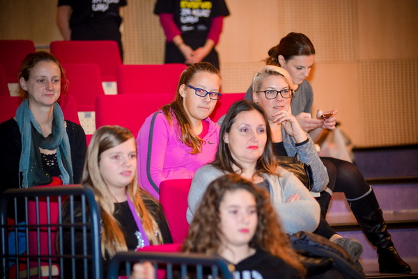 Image 381213 (auto) Image 381213 (auto)