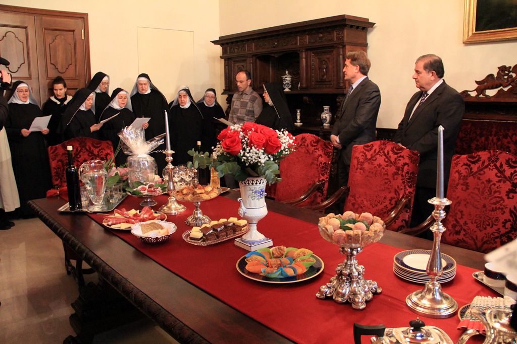 Posjet gradonačelnika časnim sestrama benediktinkama Posjet gradonačelnika časnim sestrama benediktinkama