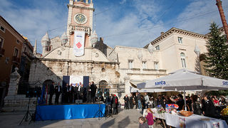 Subotnji šušur na Narodnom trgu, Foto: Leo Banić Subotnji šušur na Narodnom trgu, Foto: Leo Banić