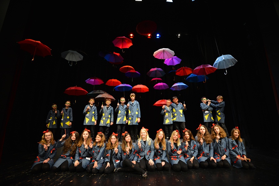 HNK Zadar: Premijera predstave “Tko i što brani”, Igrajmo se HNK Zadar: Premijera predstave “Tko i što brani”, Igrajmo se