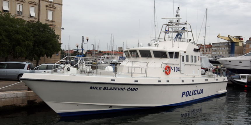 Zadar, 300611.
Marina Tankerkomerc. Zadarska policija dobila je novi brod s imenom