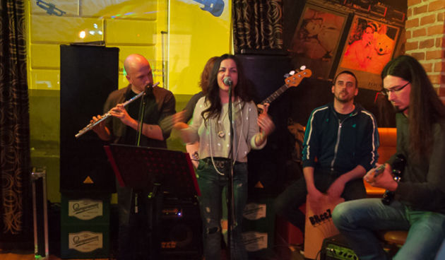 Dirty Harry Band @ Factory Bar, 30.1.2015. (foto: Ivan Toman)