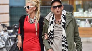 Ava Karabatić u pratnji oca Ivice dolazi na Općinski sud u Zadru gdje joj se sudi zbog ucjenjivanja profesora.  Photo: Dino Stanin/PIXSELL