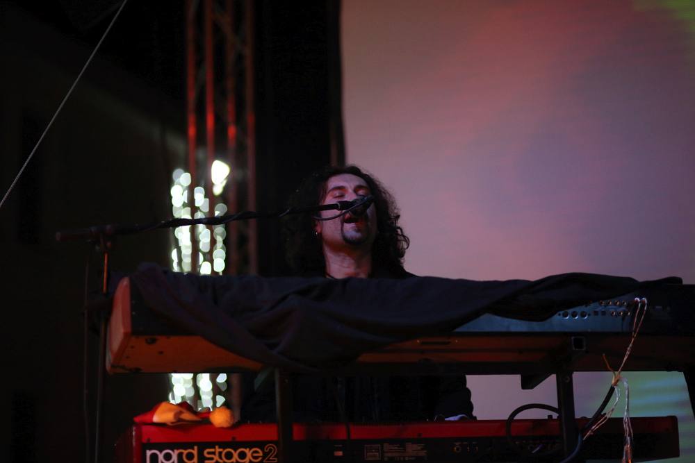 Advent na Viru: Crvena jabuka oduševila u “sniježnom” Viru Advent na Viru: Crvena jabuka oduševila u “sniježnom” Viru