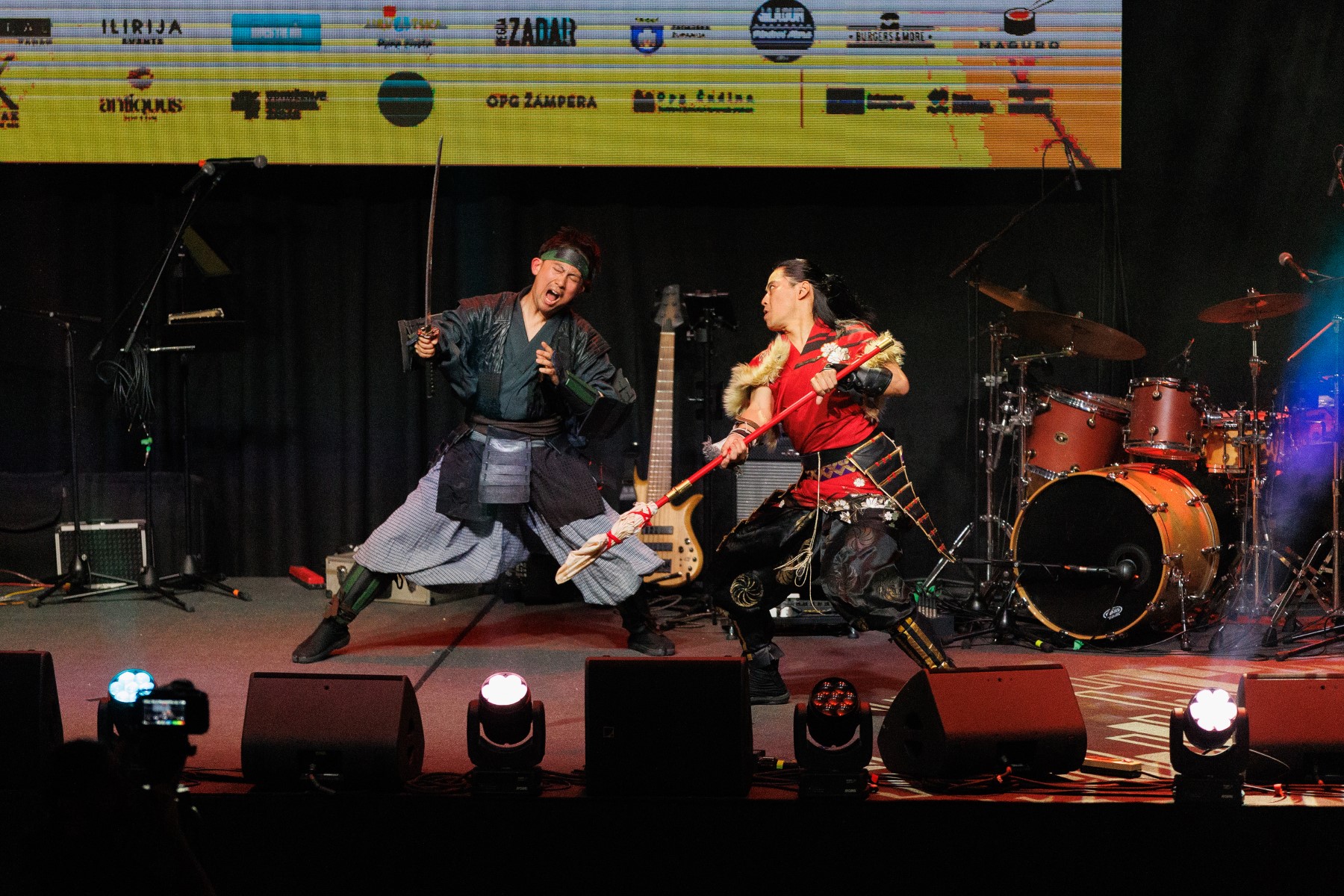 Gala večera japanskih i hrvatskih kuhara napunila Arsenal do posljednjeg mjesta Gala večera japanskih i hrvatskih kuhara napunila Arsenal do posljednjeg mjesta