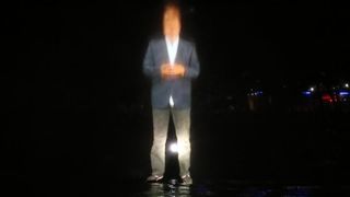 Stipe Petrina započeo je kampanju svjetlosnim spektaklom u Primoštenu