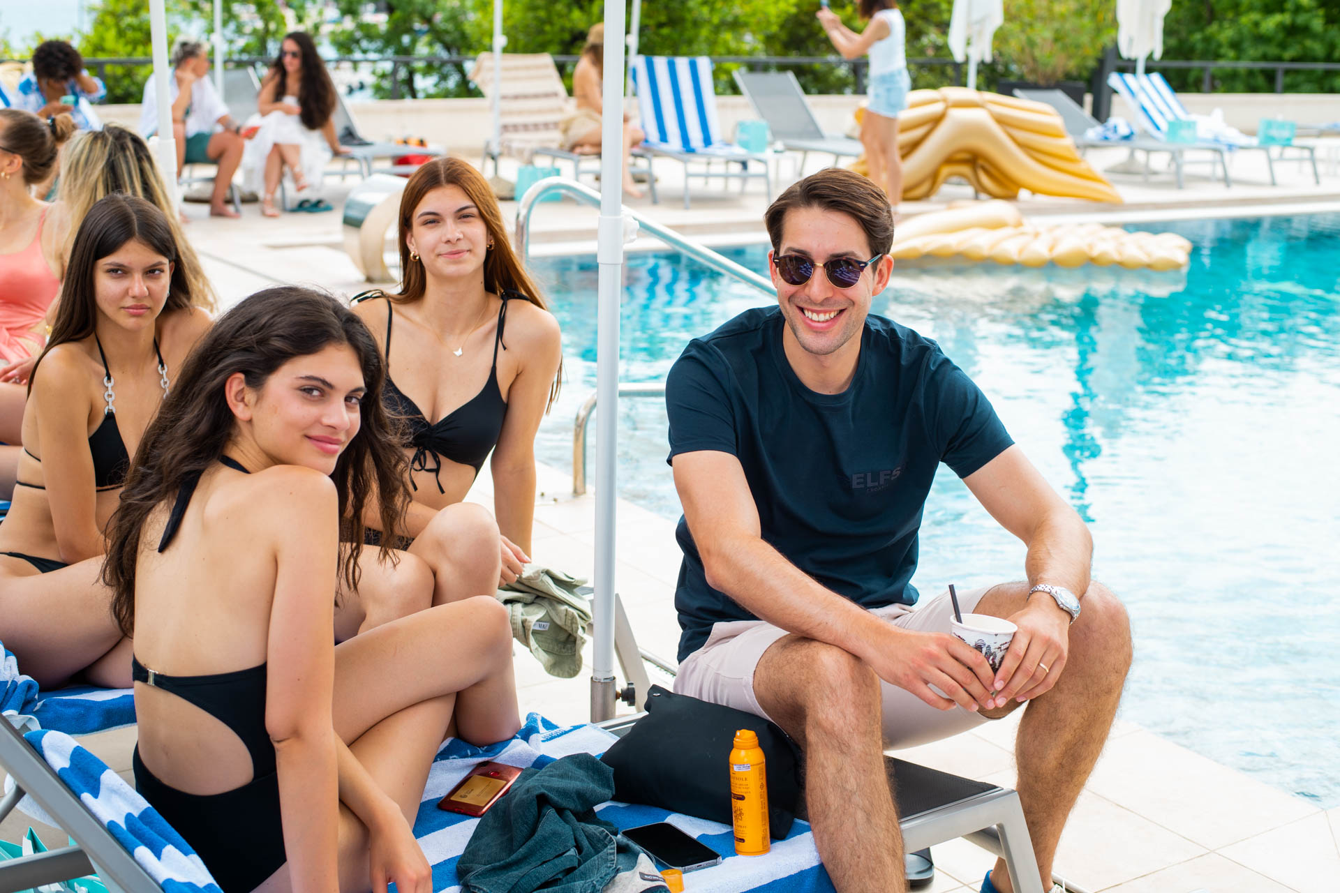 ELFS: Ambasadori dobrog stila u Opatiji bajnoj na otvorenju plaže, dućana i ljetne sezone ELFS: Ambasadori dobrog stila u Opatiji bajnoj na otvorenju plaže, dućana i ljetne sezone