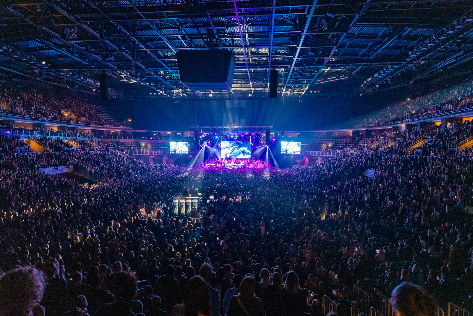 Doris Dragović @ Arena Zagreb 25. studenog 2023. Doris Dragović @ Arena Zagreb 25. studenog 2023.