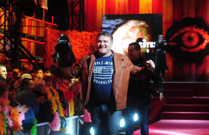 Beograd, 130311.
Nova sezona regionalnog reality show-a Big Brotheru cijoj kuci sudjeluju stanari iz Hrvatske, Makedonije, Srbije, Crne Gore te Bosne i Hercegovine. Stanari su smjesteni u Pionirskom gradu na Kostunjaku.
Foto: Aleksandar Dimitrijevic / C Beograd, 130311.
Nova sezona regionalnog reality show-a Big Brotheru cijoj kuci sudjeluju stanari iz Hrvatske, Makedonije, Srbije, Crne Gore te Bosne i Hercegovine. Stanari su smjesteni u Pionirskom gradu na Kostunjaku.
Foto: Aleksandar Dimitrijevic / C