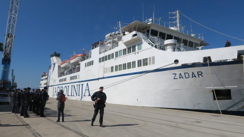 Brodom “Zadar” riječka Armada stigla na derbi u Split Brodom “Zadar” riječka Armada stigla na derbi u Split