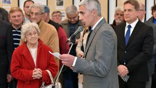 U Gradskoj loži otvorena izložba fotografija posvećena “zlatnoj kopački” – Josipu Skoblaru. Foto: Dino Stann/PIXSELL