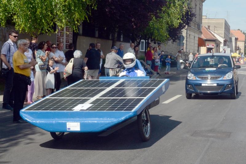 Sisak: Utrka solarnih automobila hrvatskih stukovnih škola