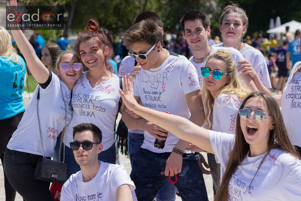 Ludijada zadarskih maturanata na Pozdravu suncu i Morskim orguljama