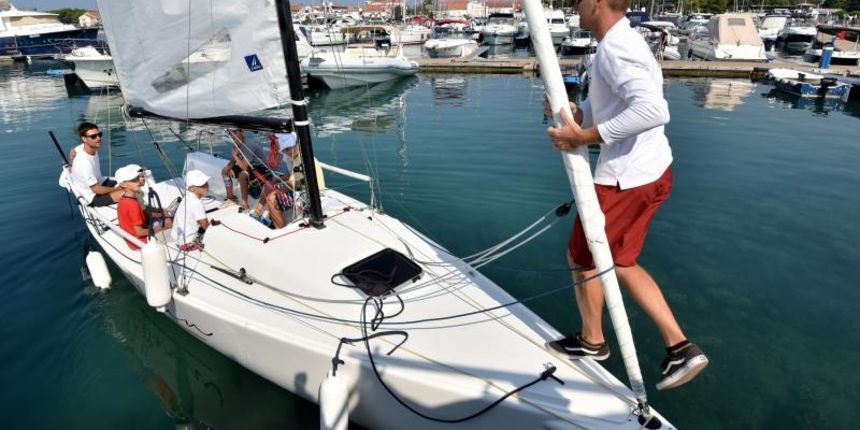 Dan jedrenja: Najmlađi Zadrani uživali u jedrenju sa Šimom i Igorom