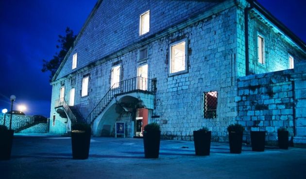 Arsenal-noćna (foto: www.tzzadar.hr)