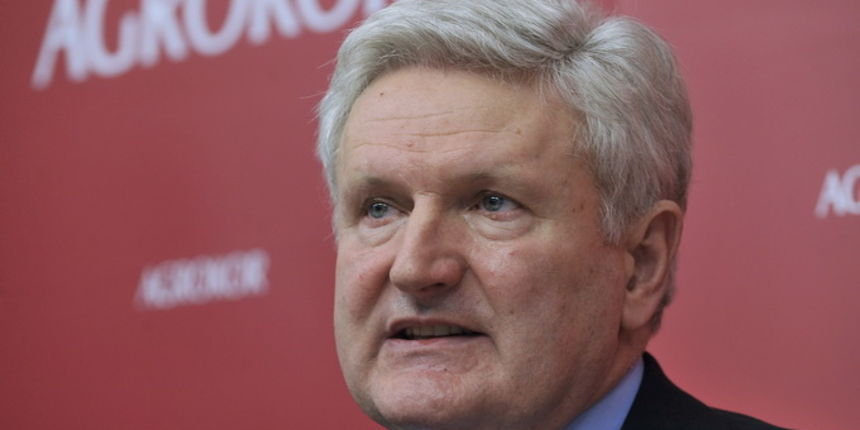 Zagreb, 060213.
Trg Drazena Petrovica, Agrokor.
Potpisivanje ugovora o suradnji na projektu otvorene inovacije izmedju Agrokora i NinaSigme. Potpisom ovog ugovora Agrokoru i njegovim kompanijama postala je dostupna najveca svjetska mreza inovatora te baza Zagreb, 060213.
Trg Drazena Petrovica, Agrokor.
Potpisivanje ugovora o suradnji na projektu otvorene inovacije izmedju Agrokora i NinaSigme. Potpisom ovog ugovora Agrokoru i njegovim kompanijama postala je dostupna najveca svjetska mreza inovatora te baza