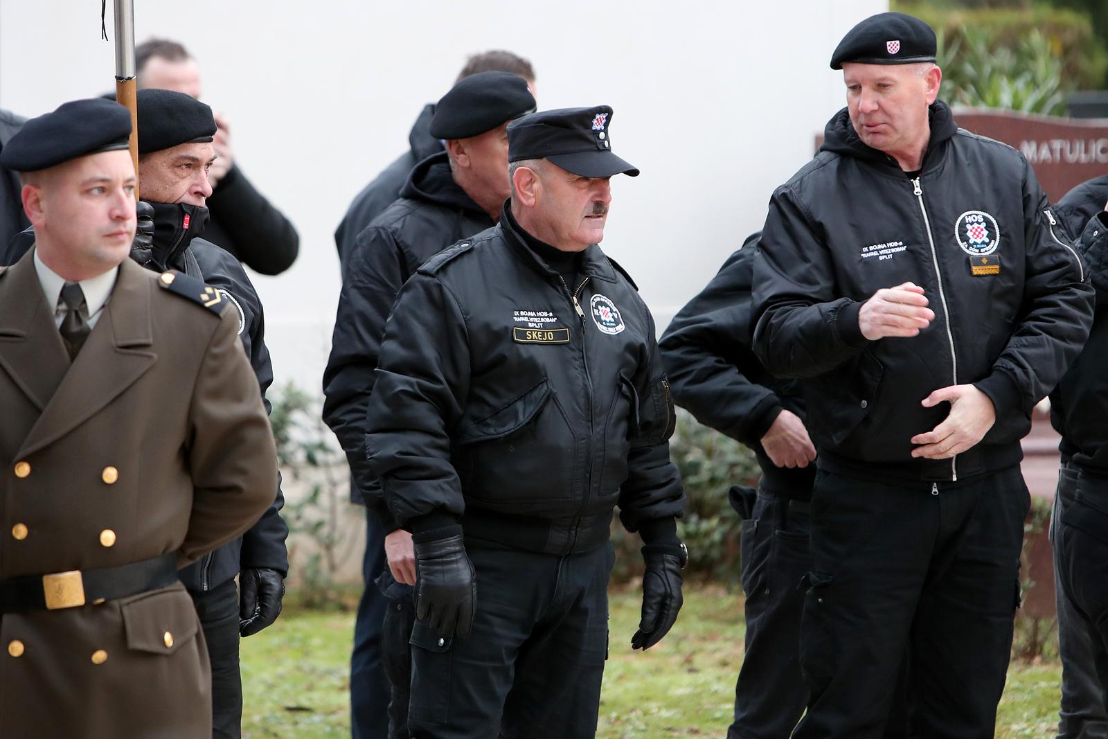 Na Gradskom groblju odana počast poginulim hrvatskim braniteljima povodom 30. obljetnice VRO Maslenica Na Gradskom groblju odana počast poginulim hrvatskim braniteljima povodom 30. obljetnice VRO Maslenica