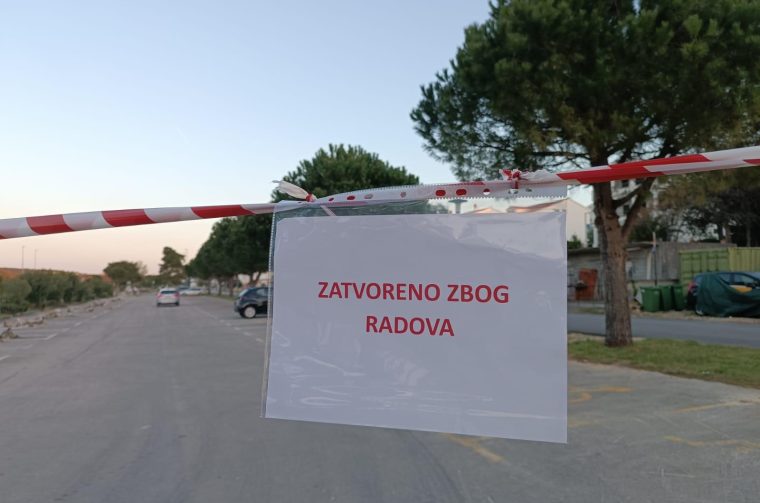 Petrcane parking