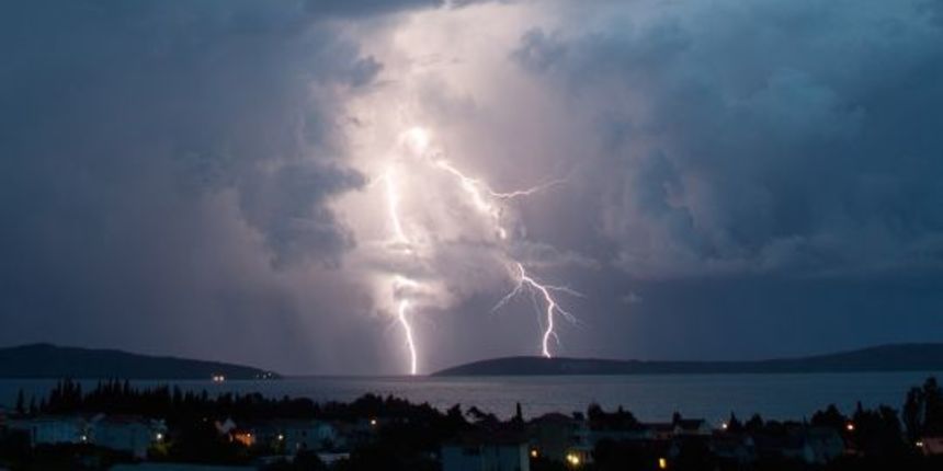 Nevrijeme (Foto:CROPIX) Nevrijeme (Foto:CROPIX)