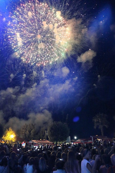 Virska noć 2016: Jelena Rozga i spektakularni vatromet za 25 tisuća fanova. Foto: Virski list