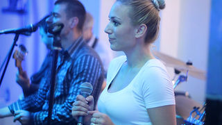 Maturalna večer Ekonomske škole (foto:Saša Čuka) Maturalna večer Ekonomske škole (foto:Saša Čuka)