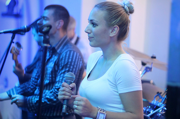 Maturalna večer Ekonomske škole (foto:Saša Čuka) Maturalna večer Ekonomske škole (foto:Saša Čuka)