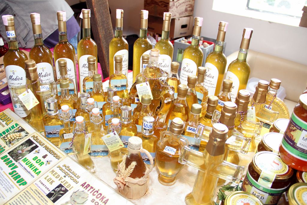 8. “Naši mali gušti” u Arsenalu