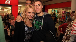 Image 685913 (auto) Image 685913 (auto)