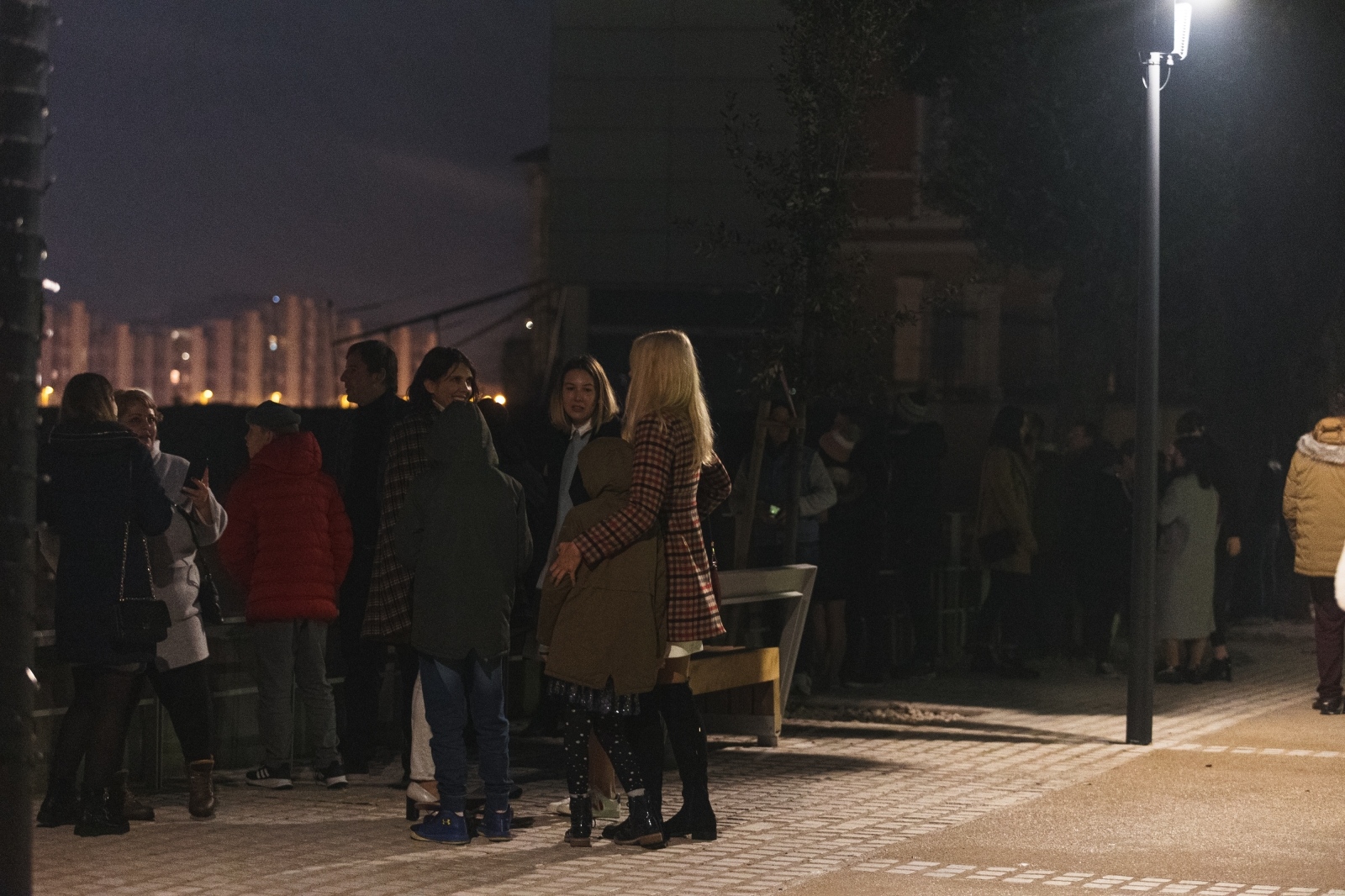 Građani na ulicama Zadra poštujući mjere dočekali 2021. godinu