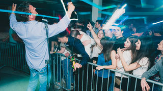 Zadarska večer s Ivicom Sikirićem Ićom u Hitch baru, 8.5.2015. (Foto: Ivan Toman) Zadarska večer s Ivicom Sikirićem Ićom u Hitch baru, 8.5.2015. (Foto: Ivan Toman)