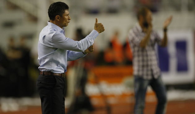 Split, 230711. Stadion Poljuda. Prijateljska nogometna utakmica Hajduk – Barcelona povodom stote obljetnice Hajduka. Na slici: Krasimir Balakov, trener Hajduka. Foto: Ante Cizmic / CROPIX