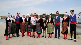 Gospodar OTOKA – uspon na Sv. Mihovil
(nedjelja, 29. svibnja 2016. godine)
Start: 09:30 h, u centru Preka (Park Vrulja)
Cilj: tvr Gospodar OTOKA – uspon na Sv. Mihovil
(nedjelja, 29. svibnja 2016. godine)
Start: 09:30 h, u centru Preka (Park Vrulja)
Cilj: tvr