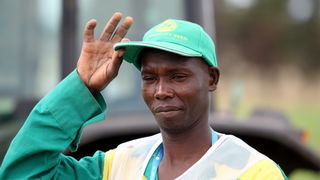 Jankolovica, Biograd, 150912. 
U Jankolovici kraj Biograda odrzan je drugi dan 59. Svjetskog prvenstva u oranju. Ovo natjecanje u oranju odrzava se od 1953. godine, a Hrvatska se ukljucila 2005. godine.
Na fotografiji: natjecatelj iz Kenije Mark Kurui Tor