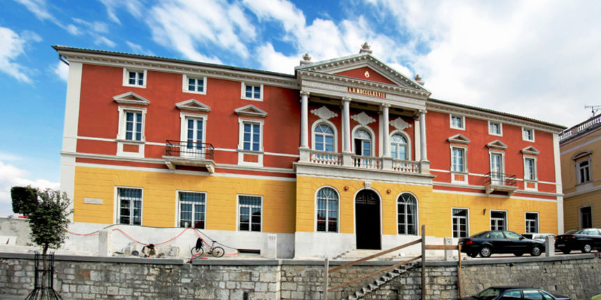 Muzej antičkog stakla