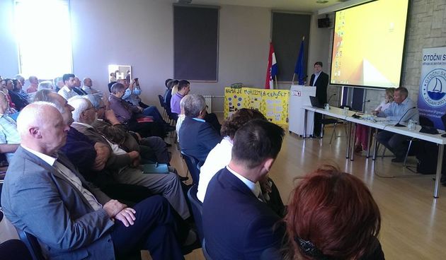 Otočni sabor: Borba za mali ribolov nije završila!, foto: Naši Školji