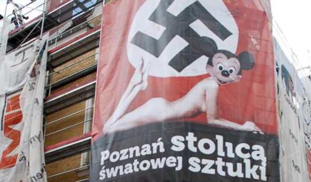 Talijanski umjetnik spojio Mickeya Mousea i svastiku