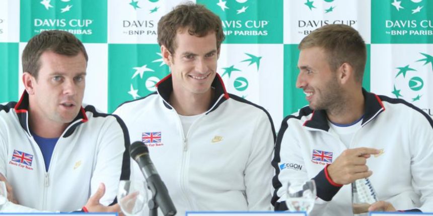 11.09.2013., Umag – Konferencija za medije britanske reprezentacije Davis Cupa, koja je zbog loseg vremena na treningu kasnila vise od sat vremena. Leon Smith, Andy Murray, Dan Evans. Photo: Nel Pavletic/PIXSELL 11.09.2013., Umag – Konferencija za medije britanske reprezentacije Davis Cupa, koja je zbog loseg vremena na treningu kasnila vise od sat vremena. Leon Smith, Andy Murray, Dan Evans. Photo: Nel Pavletic/PIXSELL