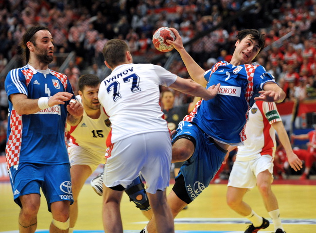 Graz, 210110.
EURO 2010 u rukometu. 
Trece kolo skupine A. Utakmica Hrvatska – Rusija.
Na fotografiji: Domagoj Duvnjak u napadu.
Foto: Damir Krajac / CROPIX