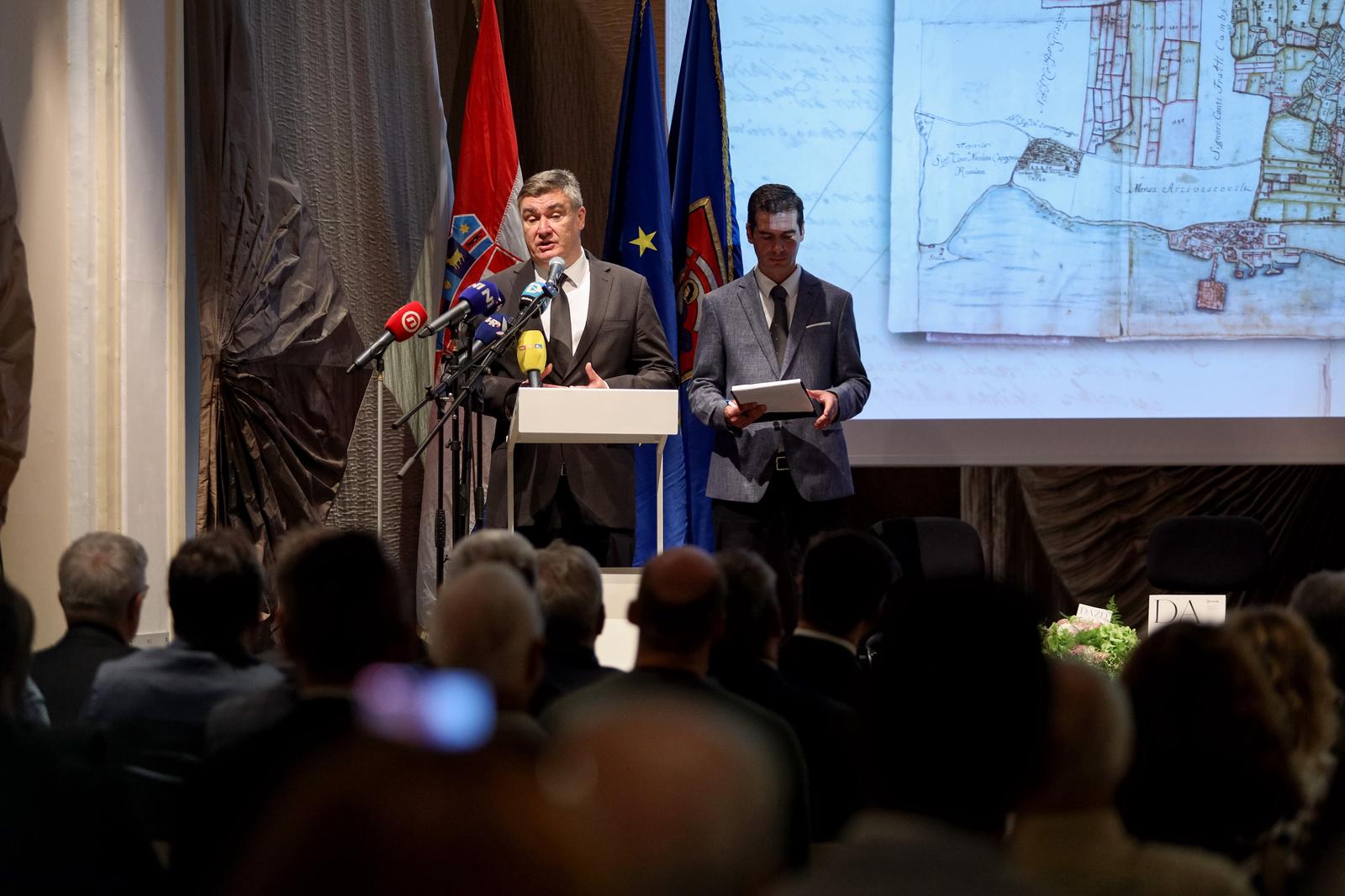 Svečana akademija povodom obilježavanja 400. obljetnice utemeljenja Državnog arhiva Svečana akademija povodom obilježavanja 400. obljetnice utemeljenja Državnog arhiva